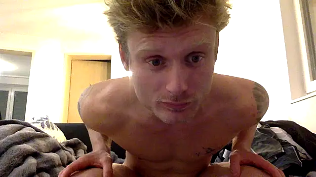 Fitlover1994 live XXX chat