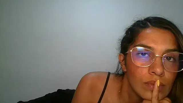 Juanabrunette7のライブXXXチャット