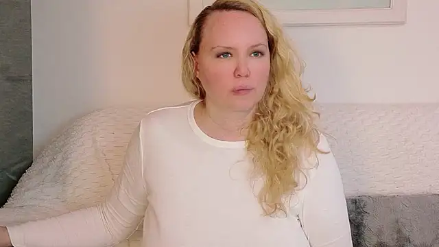 Онлайн чат XXX Sarah4you