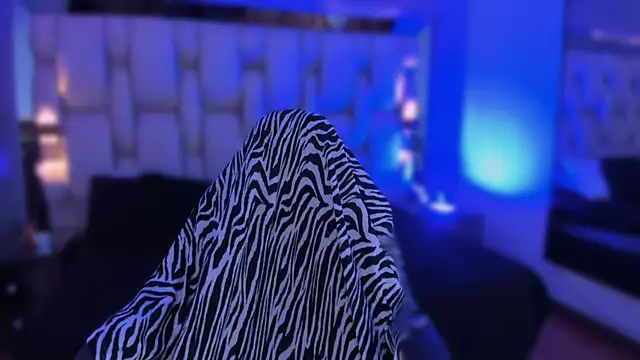 Chat XXX en directo de revenmiller_