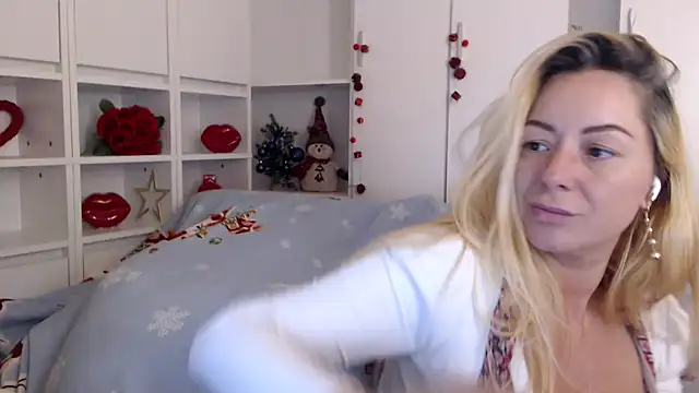_karolynesyera_ Chat XXX in diretta