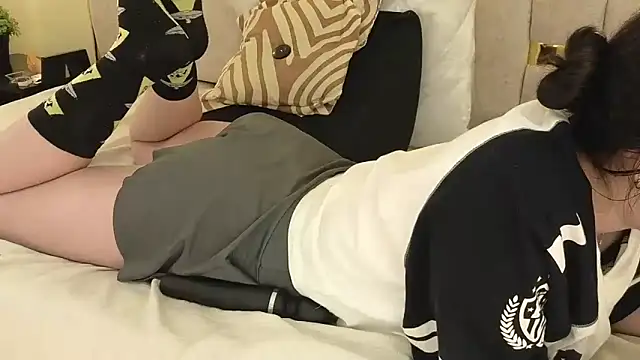 lilimini032 网络视讯表演