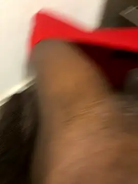 Trhge253 Live XXX Chat