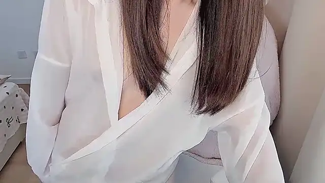 -qianqian's Live XXX Chat