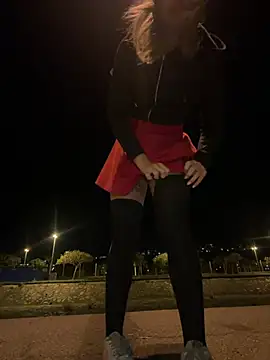 Show modela SophieVJ na web-kameri