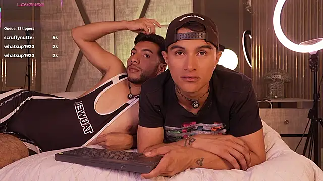 LiamDeep: διαδικτυακό σόου στην κάμερα