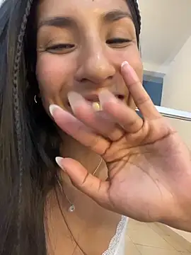 MaddyX__ Live XXX-Chat