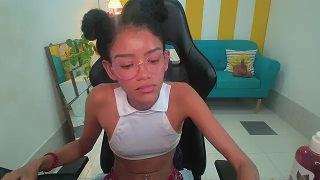 adisson_petite1 লাইভ XXX চ্যাট