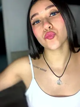 AshleyPinkk_'s Webcam Show