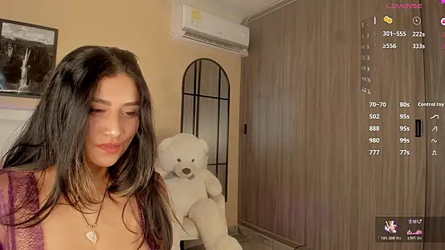 Rubyross21 লাইভ XXX চ্যাট