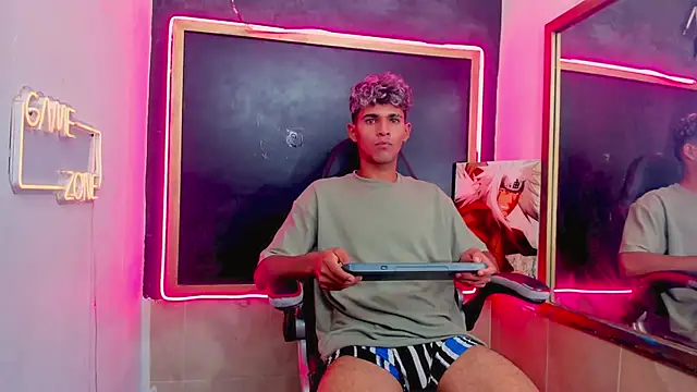 Axelgreyder's Live XXX Chat