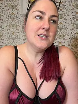 Lacey-BBW live XXX chat