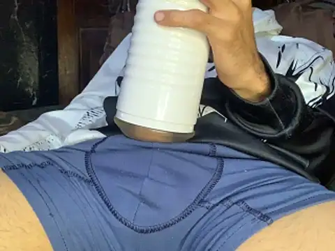 Chat XXX en directo de tanned_boy