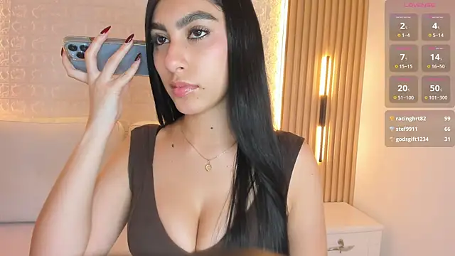 Emily_roux Live XXX-Chat