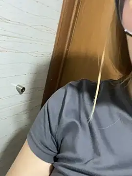 melody-dy's Webcam Show