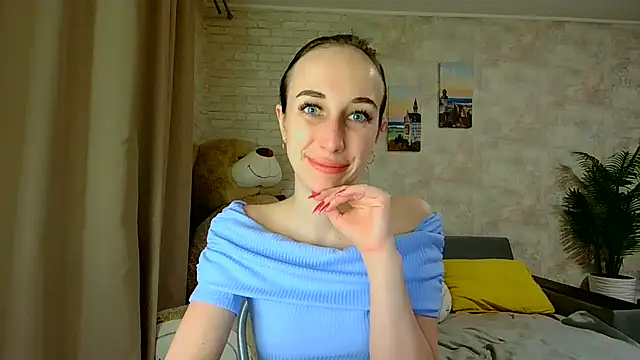 Anika_bloom Chat XXX in diretta