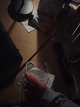 StirringOomph Chat XXX in diretta