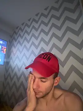 Maksim1907: απευθείας συνομιλία ΧΧΧ