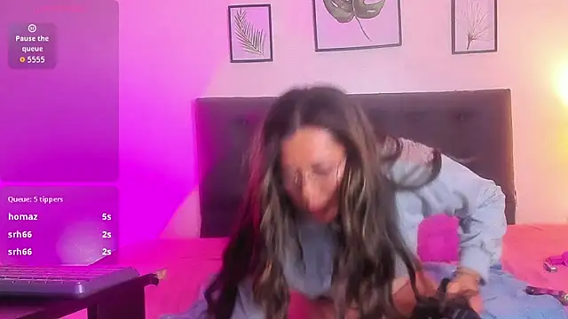 _lara1's Webcam Show