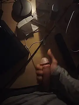 StirringOomph: онлайн-секс-чат