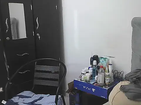 AlphaLatinoBear: онлайн-секс-чат