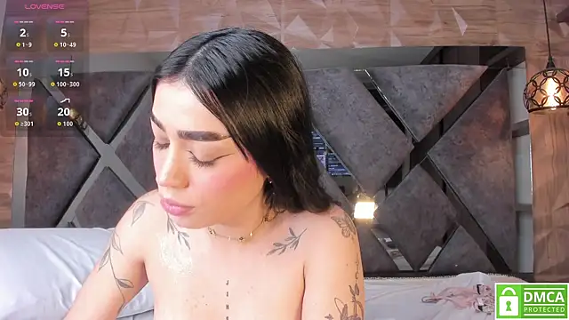 Scarlet__Jones_ Chat XXX in diretta