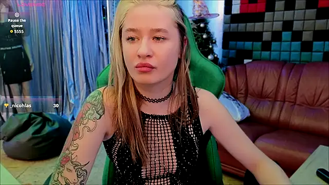 LeilaReal Chat XXX in diretta