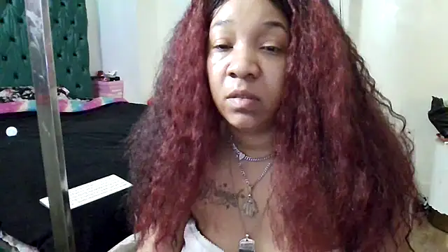 mzpretty444 live XXX chat