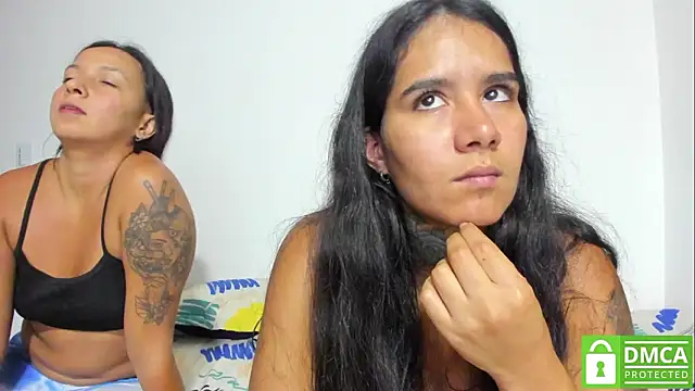 Sharloth_and_lilith live XXX chat