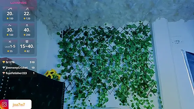 Chat +18 de Levii_Ackermann ao vivo