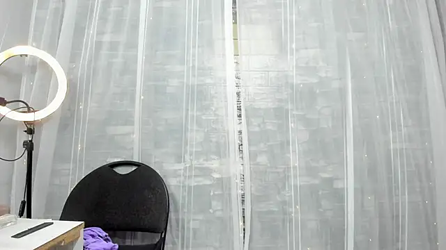 KatieGomez লাইভ XXX চ্যাট