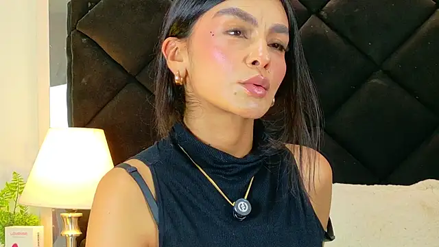 Chat +18 de Holly_Brensonexx_ ao vivo