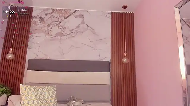 SUNNYCYRUS লাইভ XXX চ্যাট