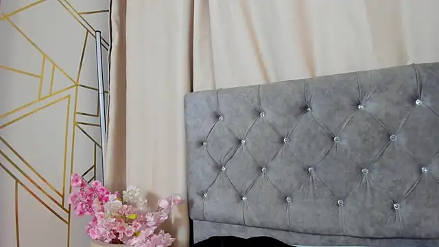 JulessCornett live XXX chat