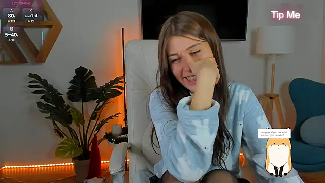 Chat +18 de Hailey_Green ao vivo