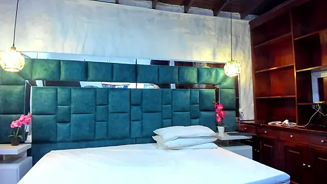 valtira_nova live XXX chat