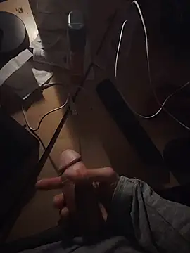 StirringOomph: онлайн-секс-чат