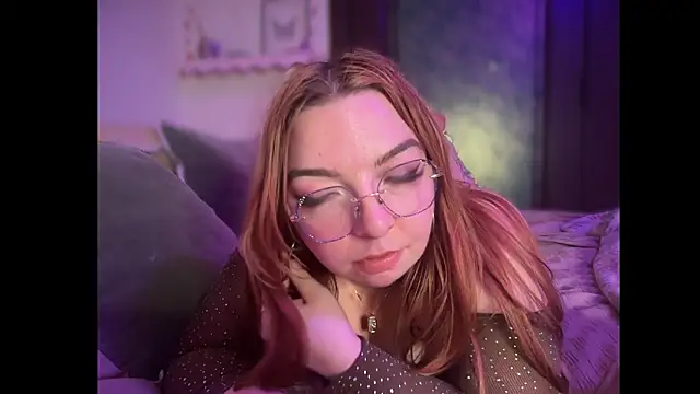 curvycate127: онлайн-секс-чат