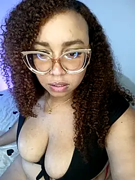 milee_baby লাইভ XXX চ্যাট