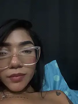 Chat +18 de ElaRose_12 ao vivo