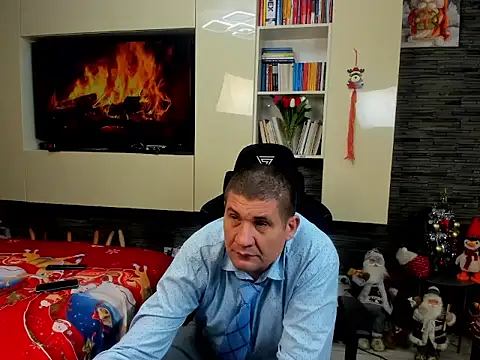 SpartacusDaddy48: онлайн-секс-чат