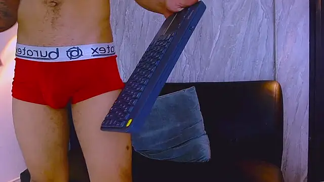 Jayden_Morris: онлайн-секс-чат