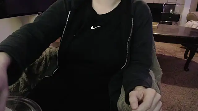 Skyl31: онлайн-секс-чат