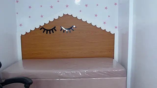 scarlett_percy_t: απευθείας συνομιλία ΧΧΧ