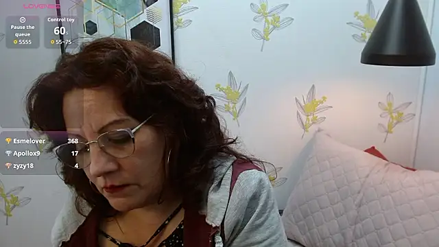 Rosalie_Durand: онлайн-секс-чат