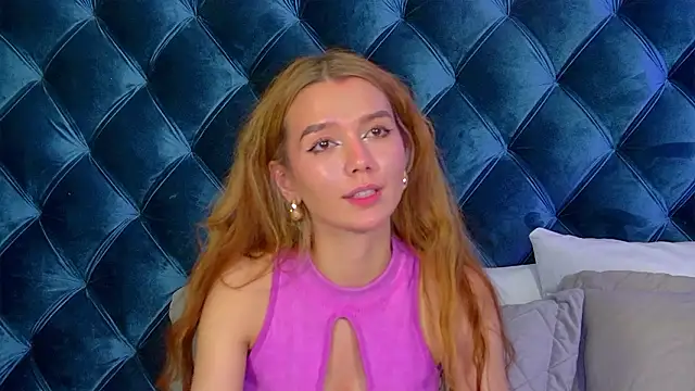 VanessaVienne Chat XXX live