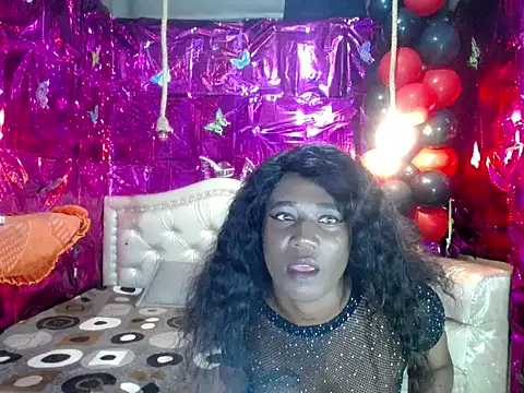 SelenaGill_n Webbikameraesitys