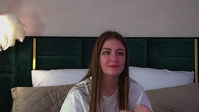 SofiaSarvain live XXX chat