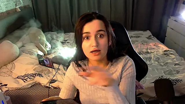 KiraYammy élő XXX-chatje