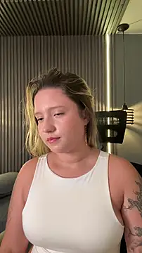 MiaPetit_'s Live XXX Chat